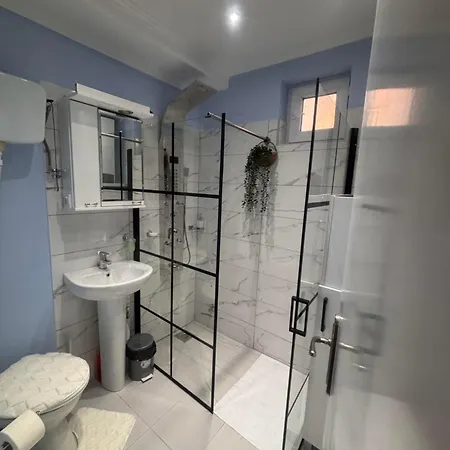 Apartment Guest House Kula *